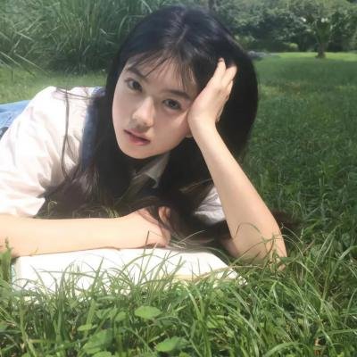 老妇与鸽子